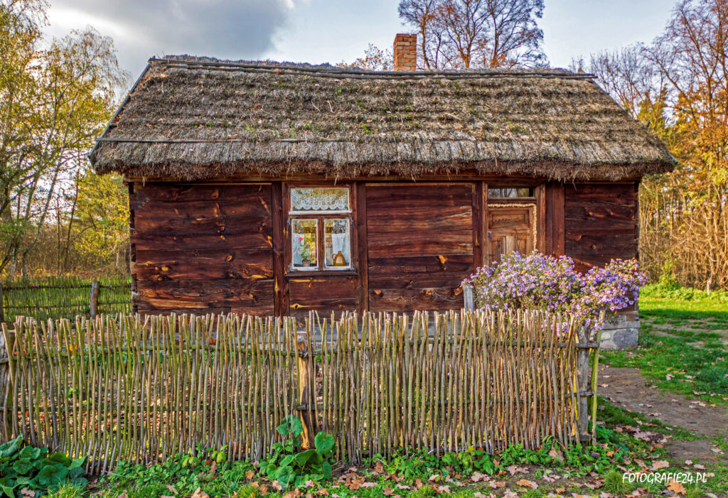 Zagroda z Rzeszotar Chwał - Muzeum wsi mazowieckiej w Sierpcu